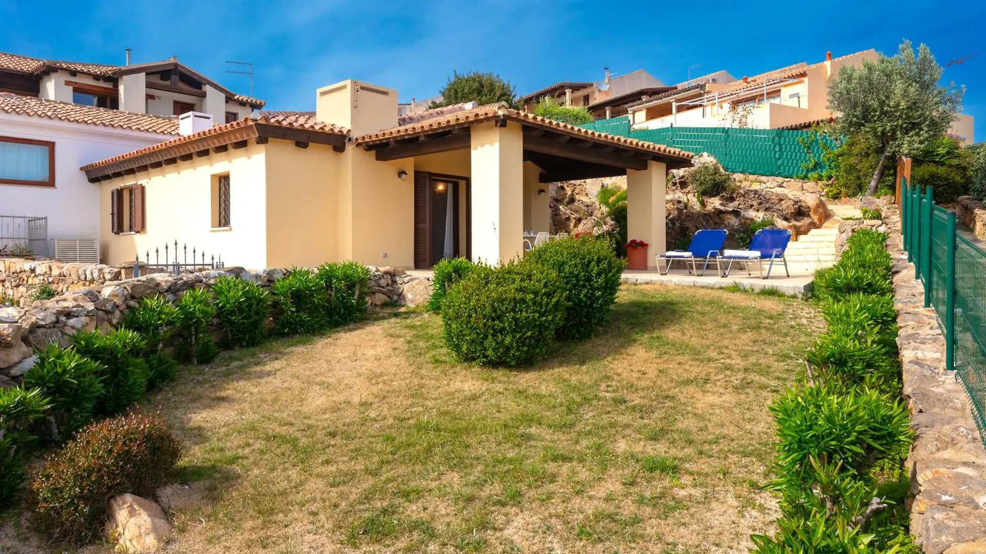 Villa Caposchiera A 150M Dal Mare Casa Tamponi